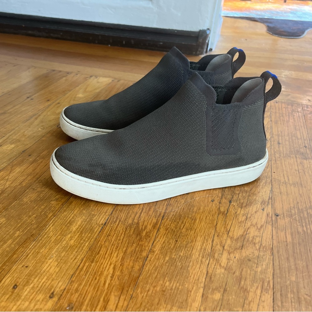 Size 7.5 hunter green Rothy’s